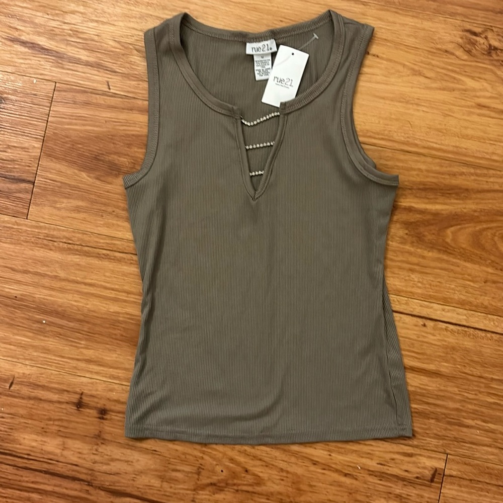 Tan/Gray/Greige blingy tank top - Rue 21 - NWT!